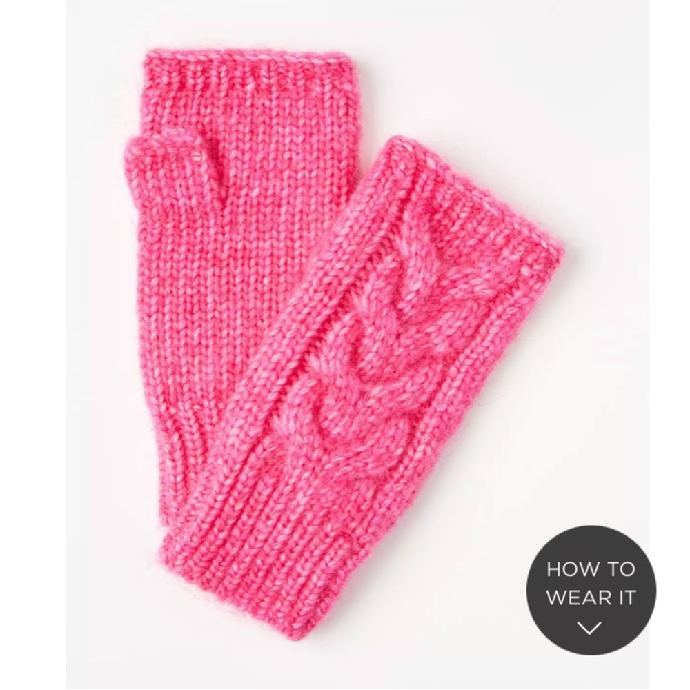 LOFT NWT Cable Fingerless Gloves - Bright Pink Roseโ
